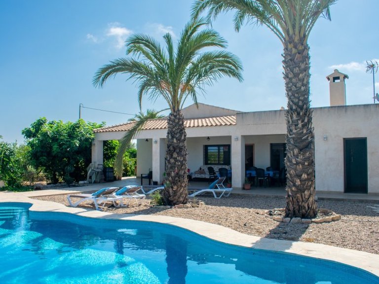 Villa for Sale in Guardamar Del Segura, Alicante 46