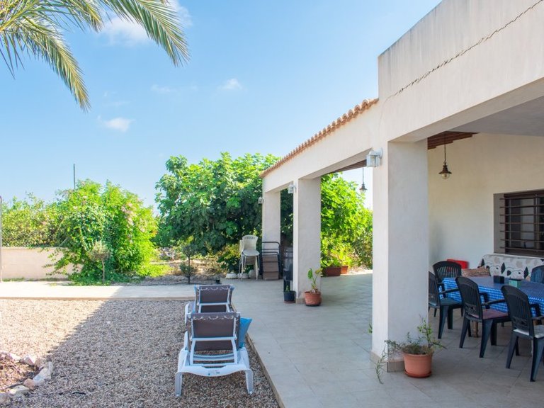 Villa for Sale in Guardamar Del Segura, Alicante 48