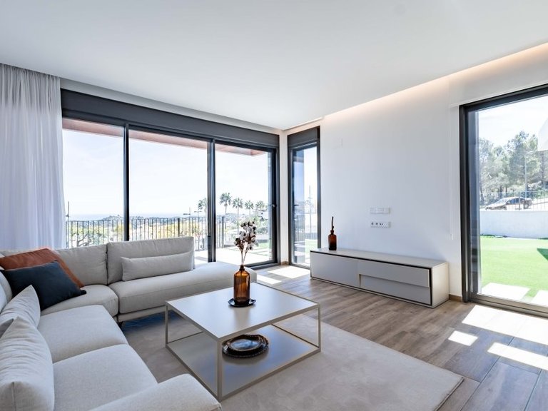 Villa for Sale in Polop, Alicante 12