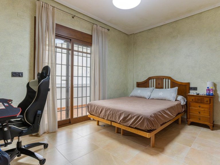 Villa for Sale in Los Montesinos, Alicante 18