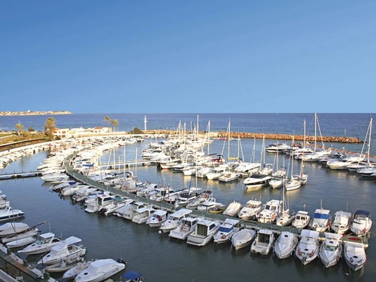 Apartment for Sale in Torrevieja, Alicante 28