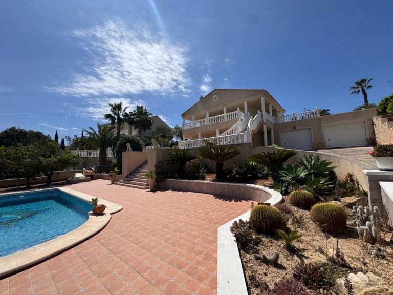 Villa for Sale in Algorfa, Alicante 26