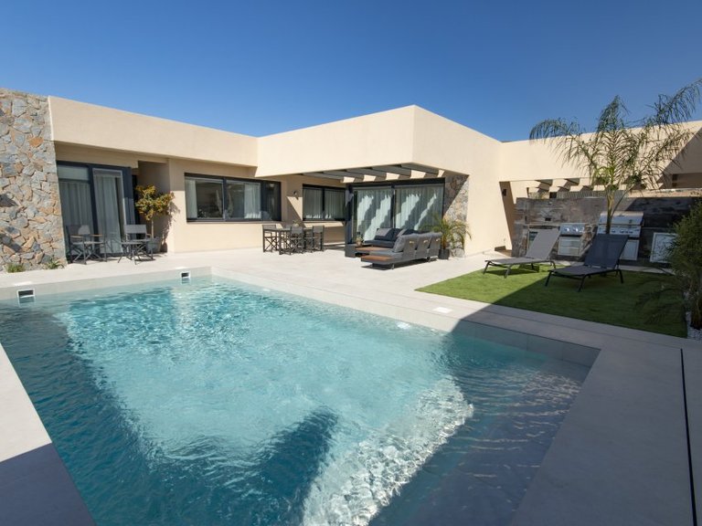 Villa for Sale in Altaona Golf & Country Village, Murcia 8