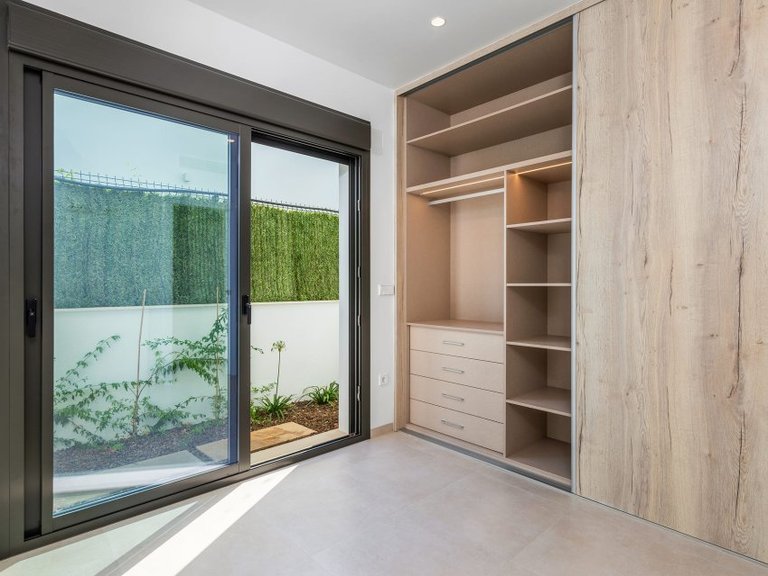 Villa for Sale in Los Alcázares, Murcia 42