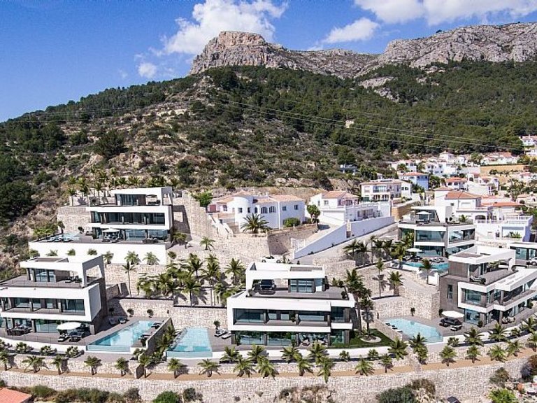 Villa for Sale in Calpe, Alicante 3