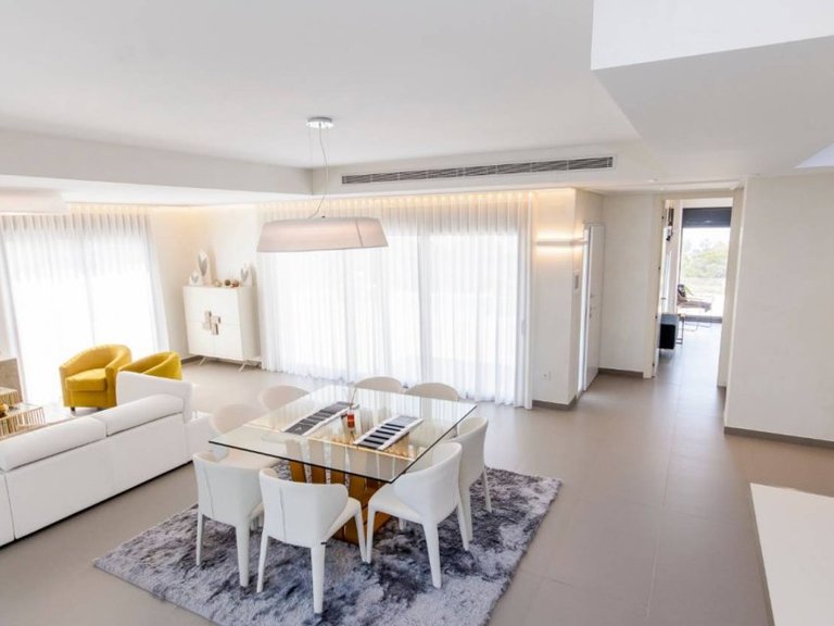 Villa for Sale in Dehesa De Campoamor, Alicante 17