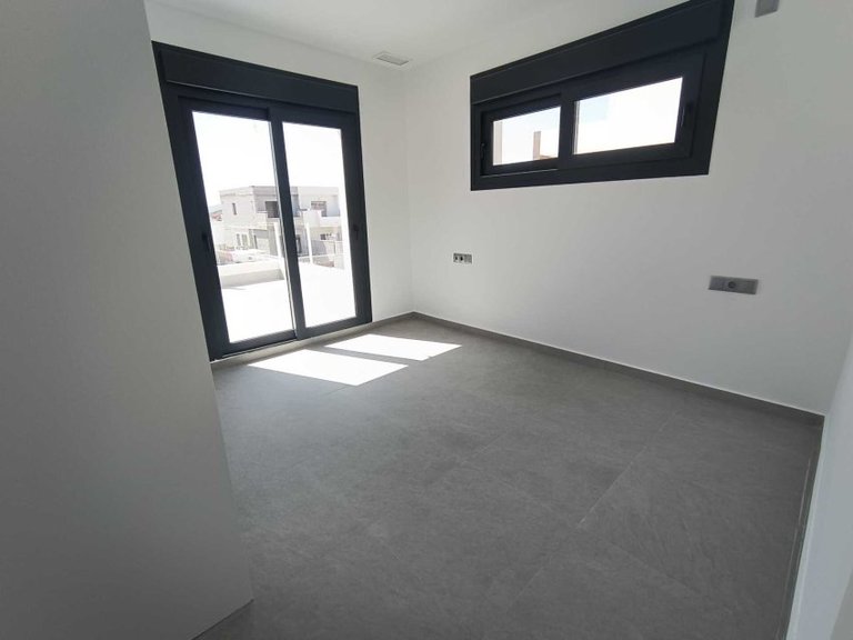 Villa for Sale in Daya Nueva, Alicante 7