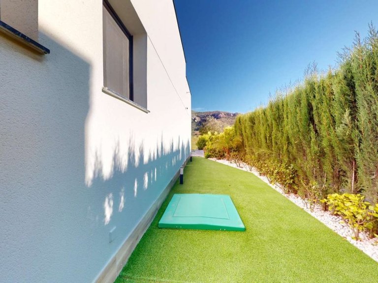 Villa for Sale in Monforte Del Cid, Alicante 46