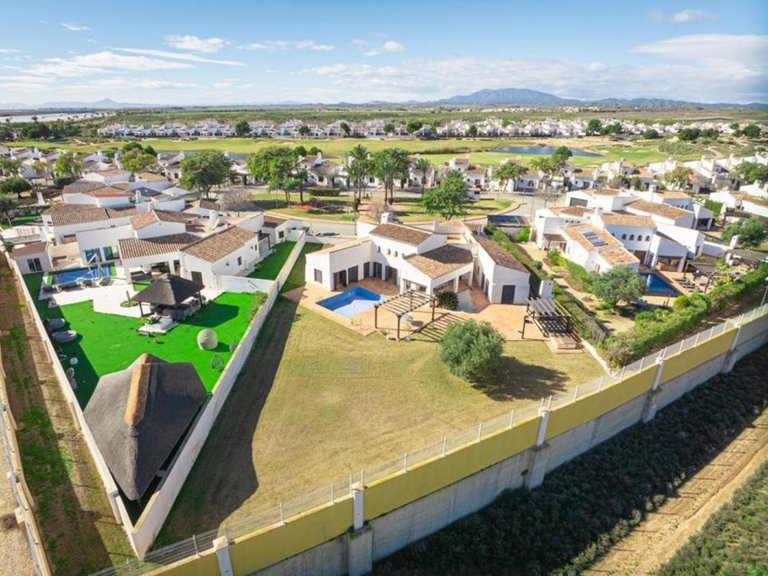 Villa for Sale in El Valle Golf Resort, Murcia 16