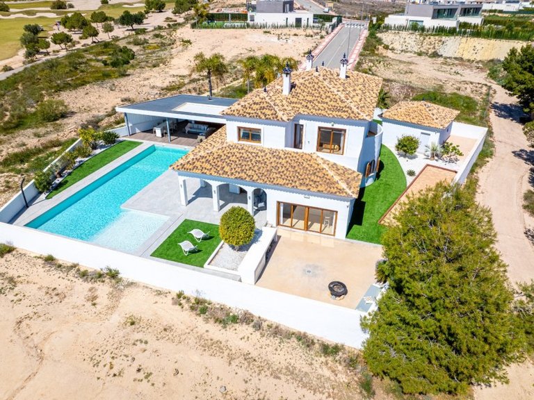 Villa for Sale in Altaona Golf And Country Village, Murcia 7