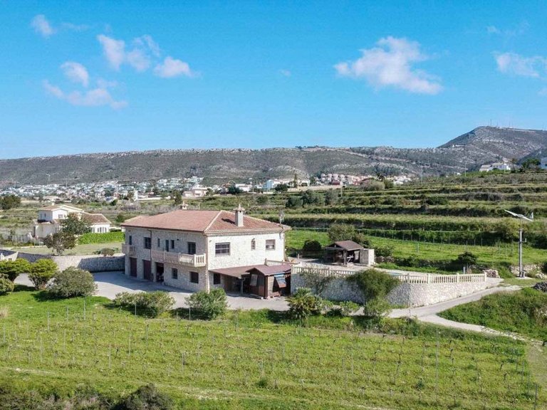 Country House for Sale in Benitachell / El Poble Nou De Benitatxell, Alicante 2