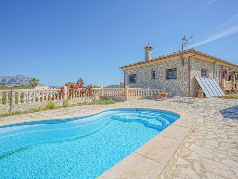 Country House for Sale in Benitachell / El Poble Nou De Benitatxell, Alicante 4