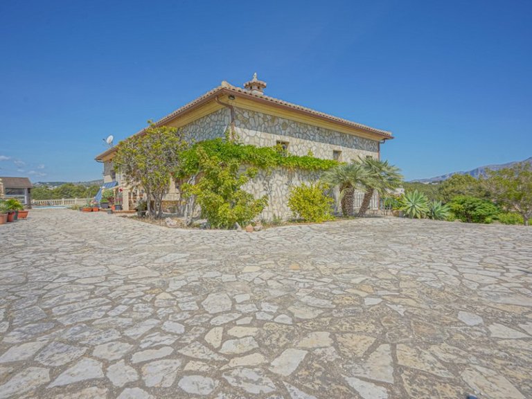 Country House for Sale in Benitachell / El Poble Nou De Benitatxell, Alicante 6