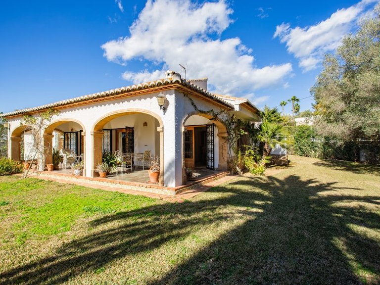 Villa for Sale in Jávea / Xàbia, Alicante 2