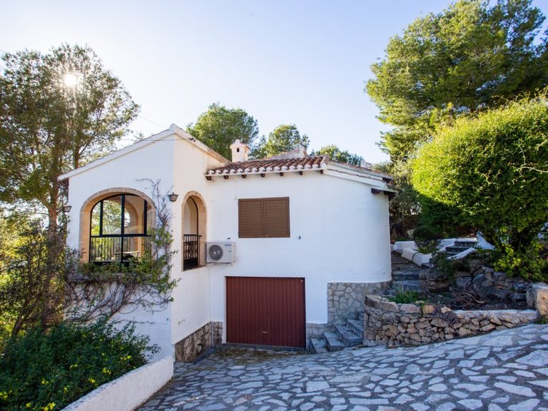 Villa for Sale in Jávea / Xàbia, Alicante 1