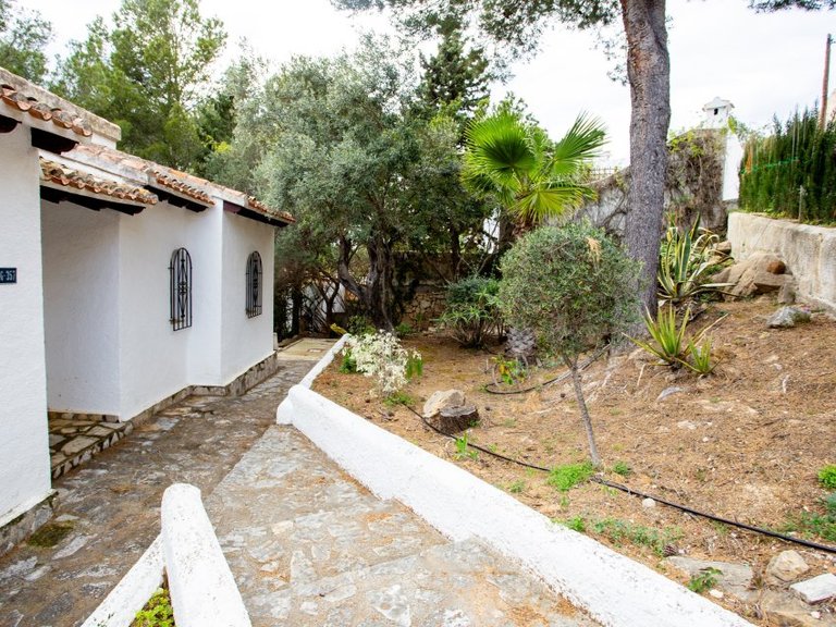 Villa for Sale in Jávea / Xàbia, Alicante 5