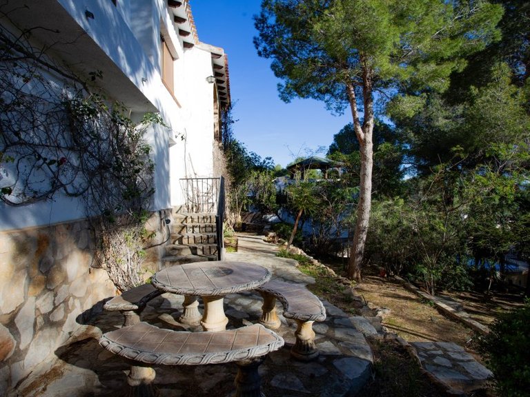 Villa for Sale in Jávea / Xàbia, Alicante 32