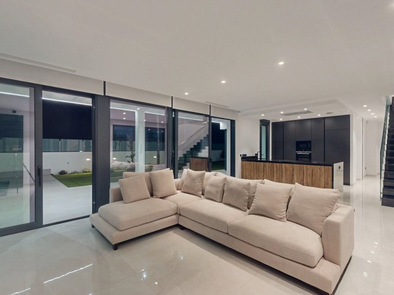 Villa for Sale in Finestrat, Alicante 6