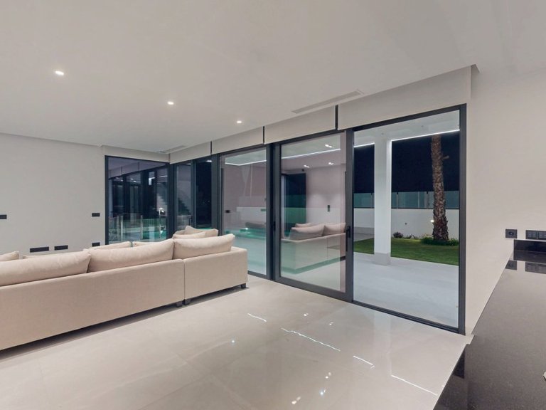 Villa for Sale in Finestrat, Alicante 7