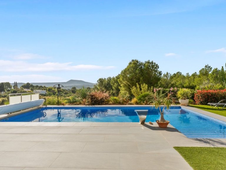 Villa for Sale in Jávea / Xàbia, Alicante 5