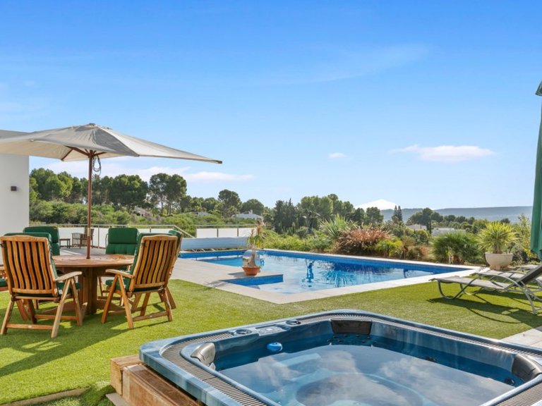 Villa for Sale in Jávea / Xàbia, Alicante 9