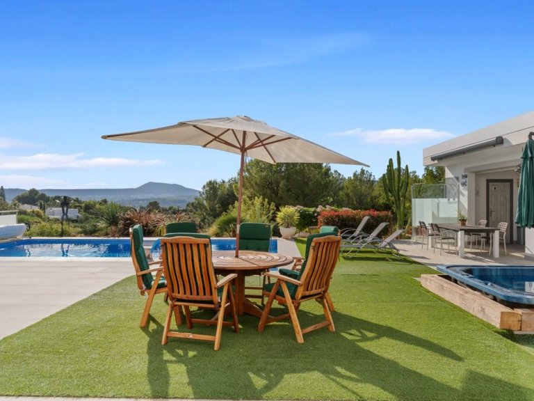 Villa for Sale in Jávea / Xàbia, Alicante 28