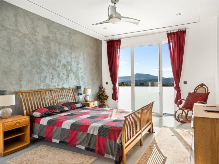 Villa for Sale in Jávea / Xàbia, Alicante 31