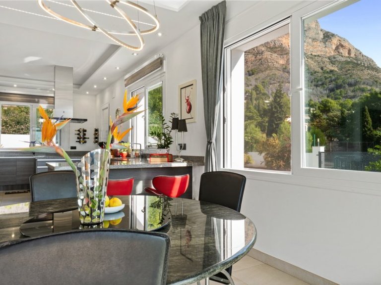 Villa for Sale in Jávea / Xàbia, Alicante 32