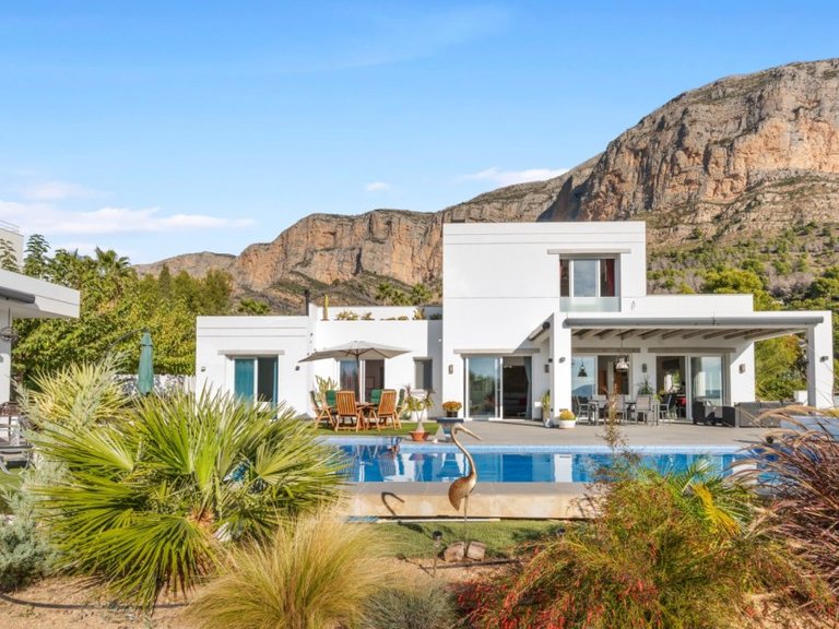 Villa for Sale in Jávea / Xàbia, Alicante 36