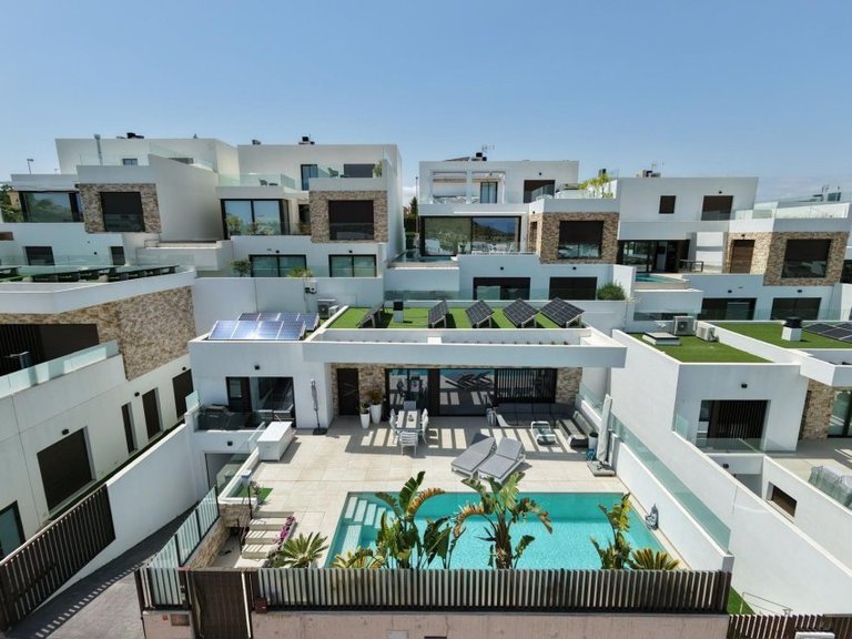 Villa for Sale in Rojales, Alicante 2