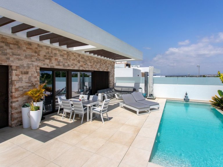 Villa for Sale in Rojales, Alicante 5