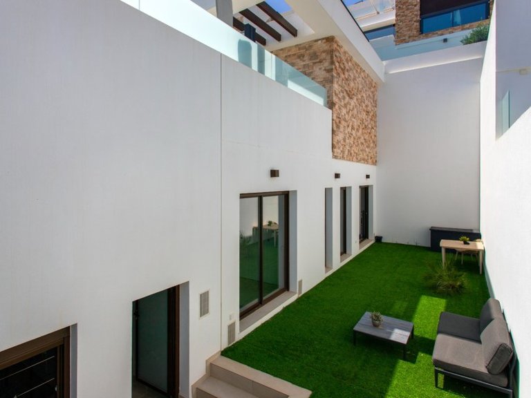 Villa for Sale in Rojales, Alicante 49