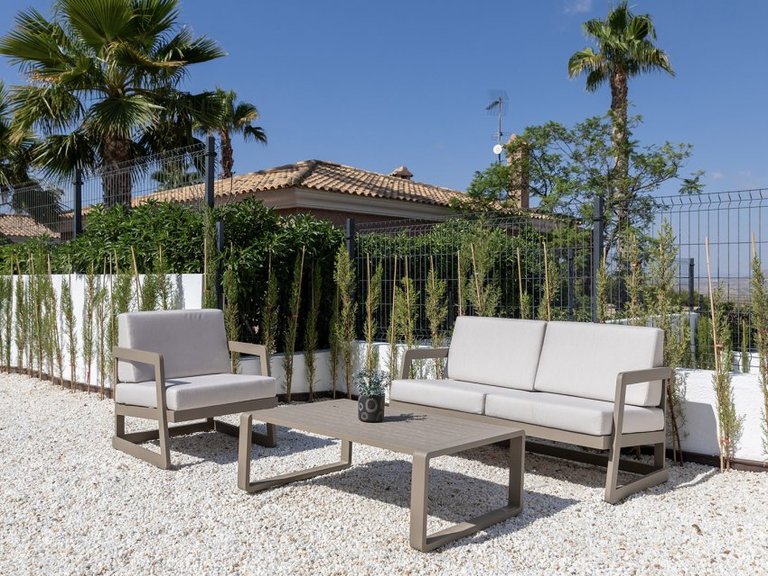 Villa for Sale in Busot, Zona Bonalba Golf (alicante), Alicante 14