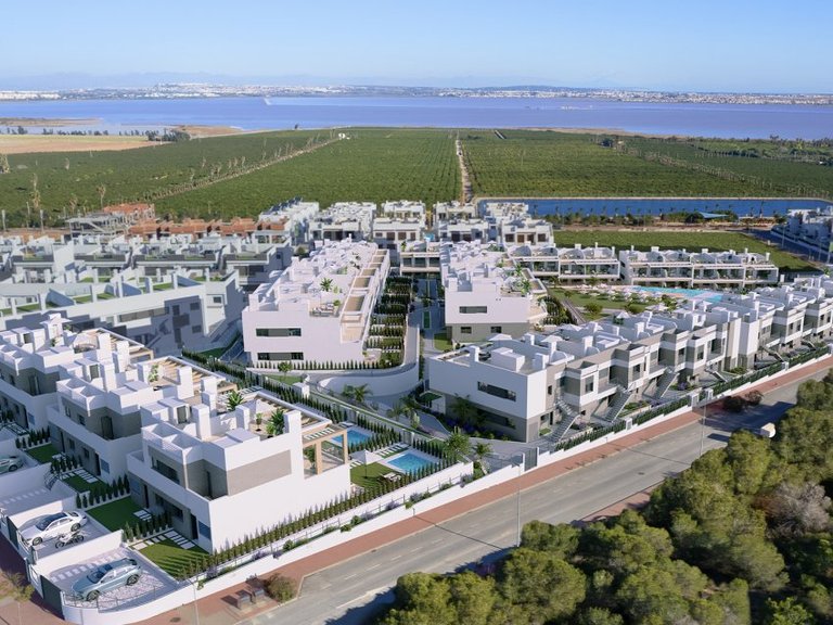 Villa for Sale in ﻿torrevieja (alicante), Indefined 6