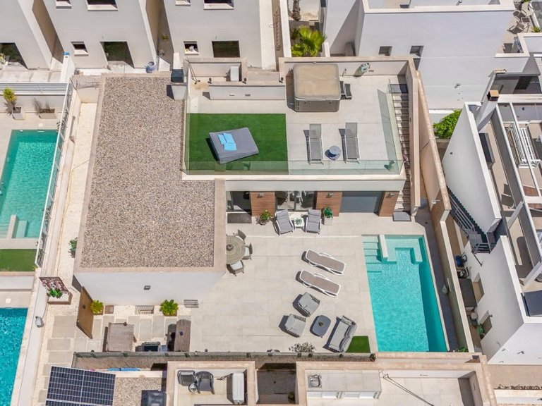 Villa for Sale in Benijofar, Alicante 50