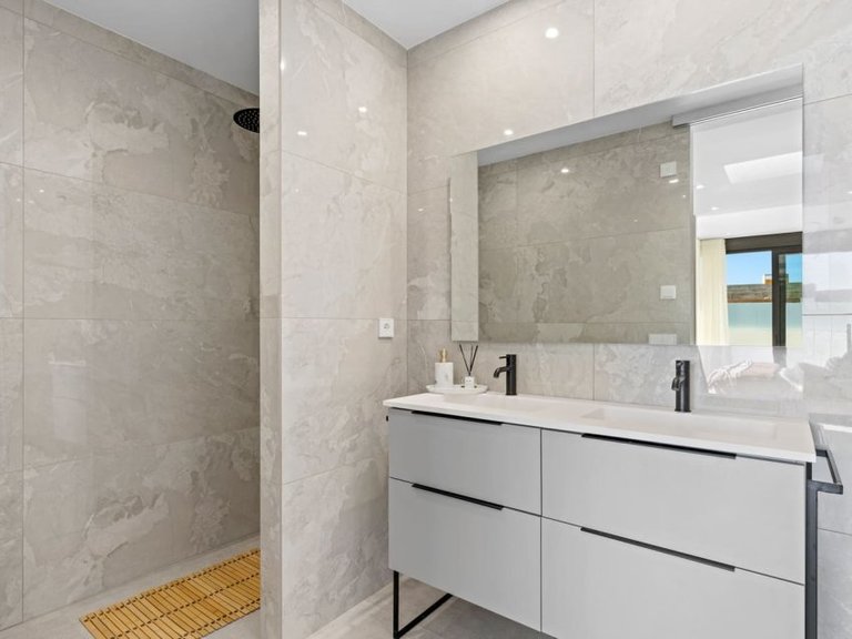 Villa for Sale in Polop, Alicante 13