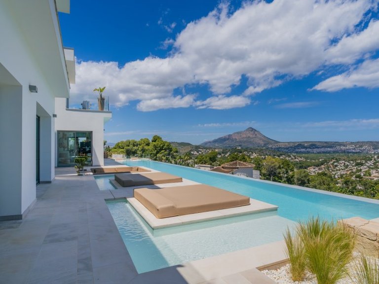 Villa for Sale in Jávea / Xàbia, Alicante 10
