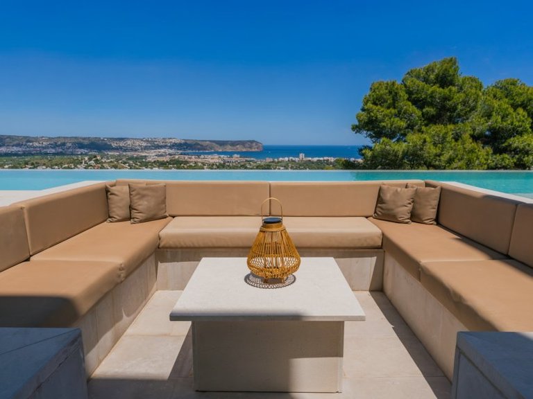 Villa for Sale in Jávea / Xàbia, Alicante 15
