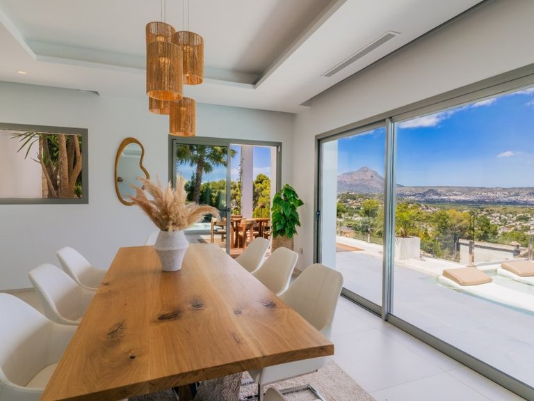 Villa for Sale in Jávea / Xàbia, Alicante 23