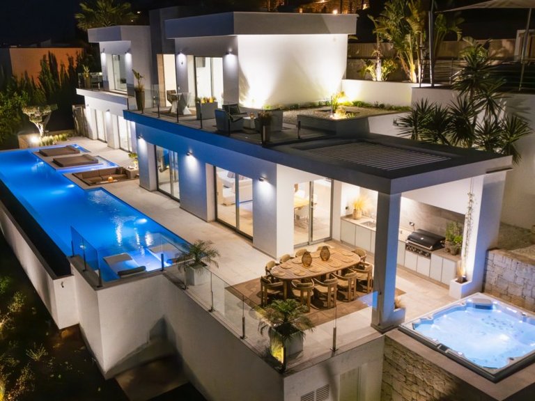 Villa for Sale in Jávea / Xàbia, Alicante 44
