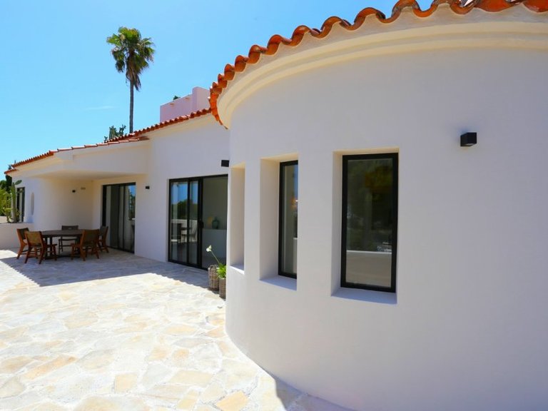 Villa for Sale in Jávea / Xàbia, Alicante 3
