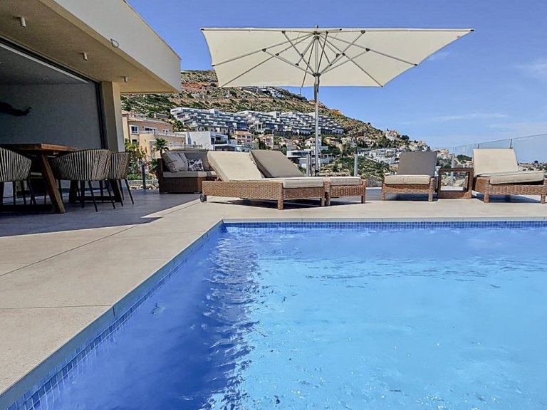 Villa for Sale in Benitachell / El Poble Nou De Benitatxell, Alicante 3