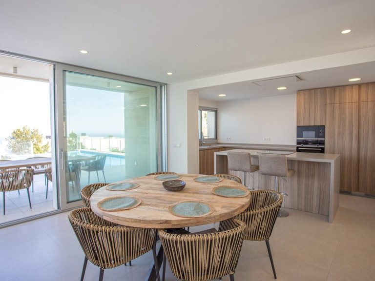 Villa for Sale in Benitachell / El Poble Nou De Benitatxell, Alicante 6