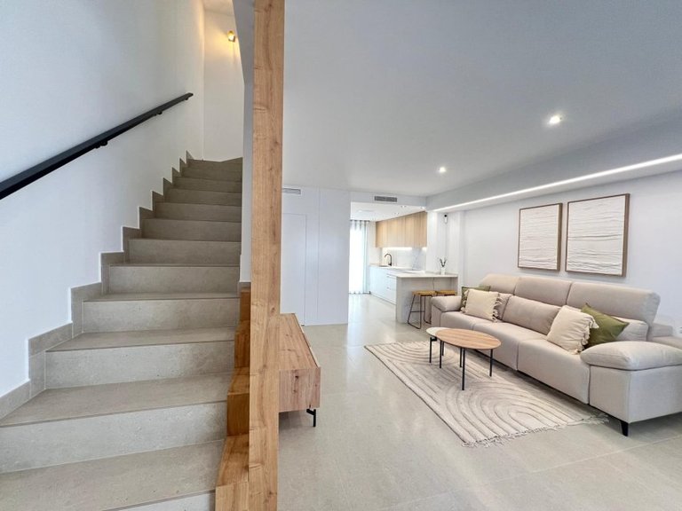 Town House for Sale in Benferri, Alicante 6