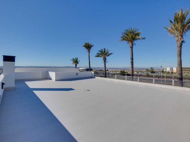 Villa for Sale in Torrevieja, Alicante 4