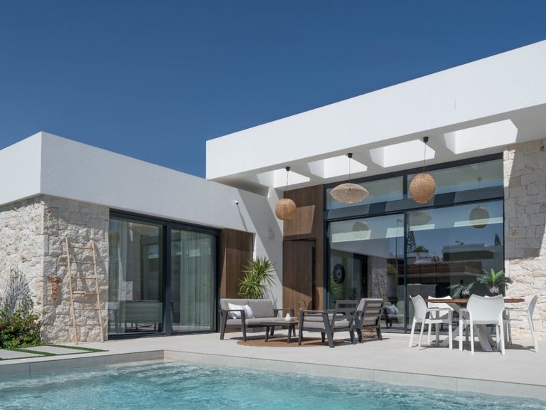 Villa for Sale in Ciudad Quesada, Alicante 3
