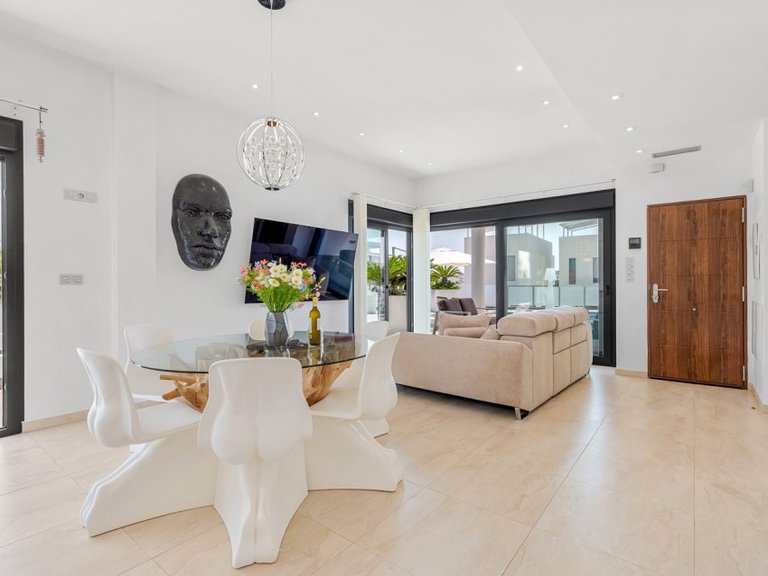 Villa for Sale in Orihuela Costa, Alicante 15
