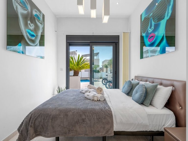 Villa for Sale in Orihuela Costa, Alicante 23
