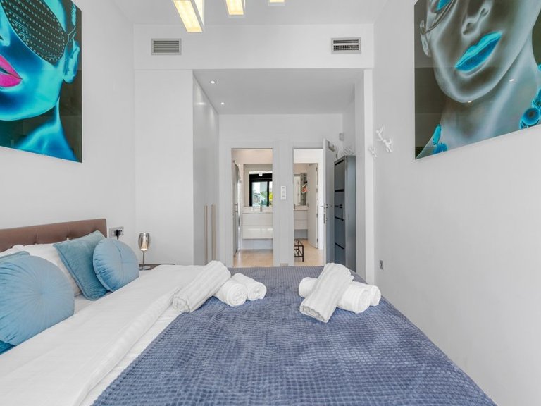 Villa for Sale in Orihuela Costa, Alicante 24