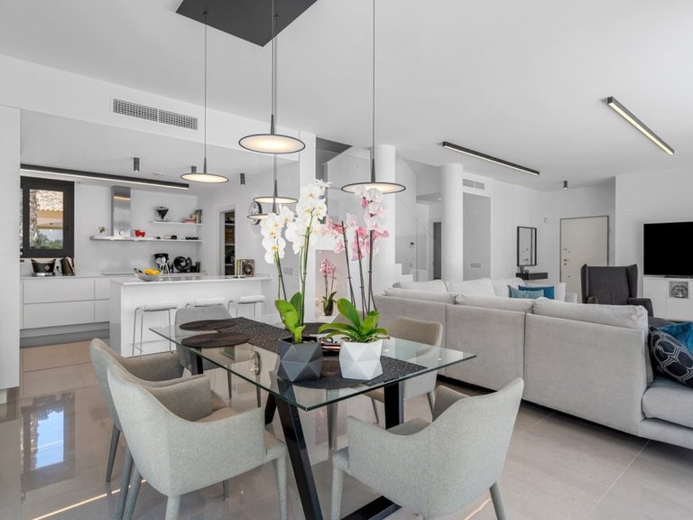 Villa for Sale in Guardamar Del Segura, Alicante 9